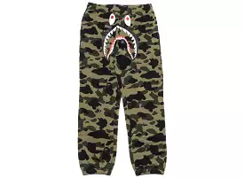 A Bathing Ape 1st Camo Shark Sweatpants in Green xld