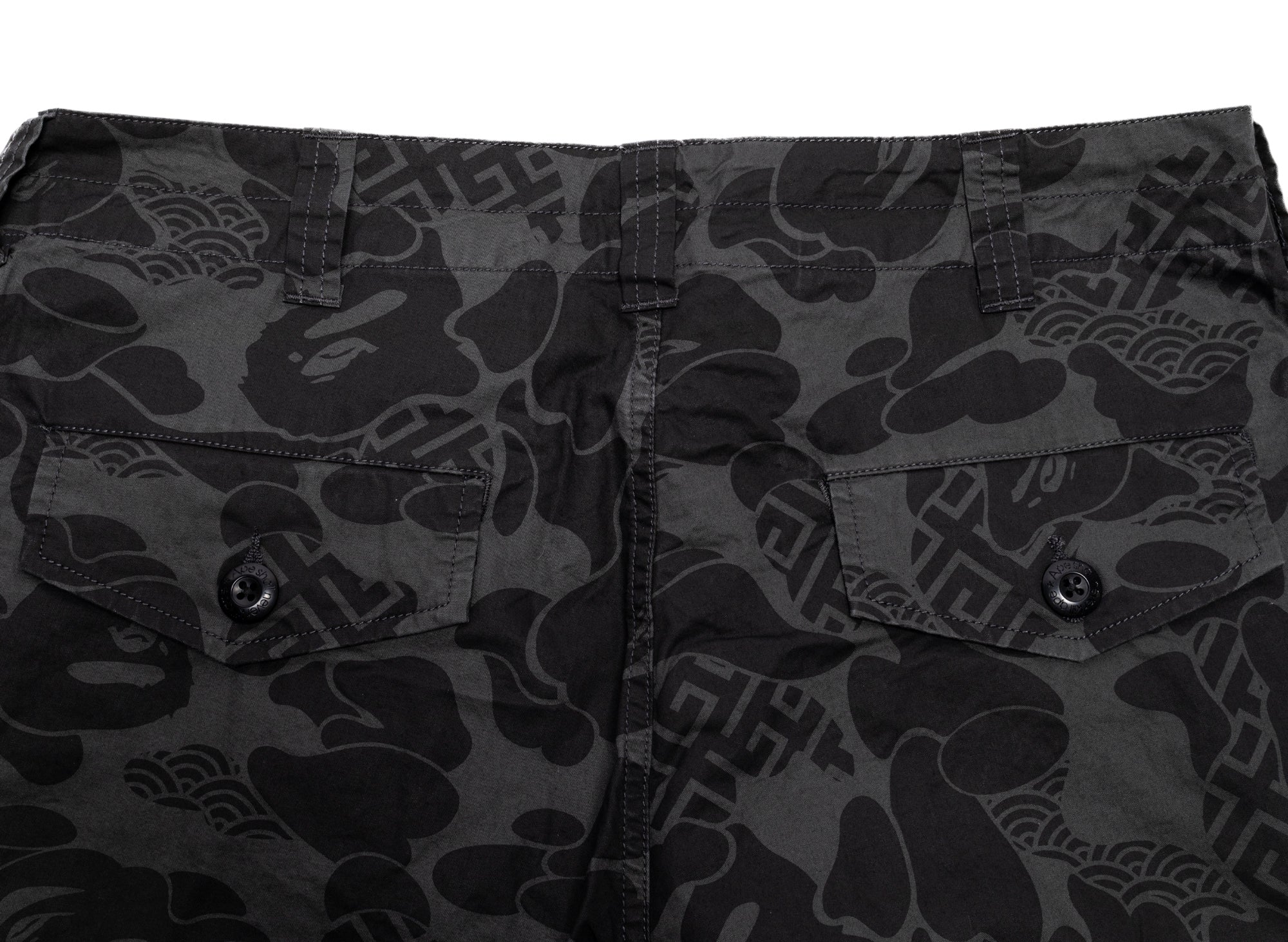 A Bathing Ape Asia Camo Army Pants in Black xld